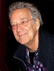 Ray_Manzarek_in_Jan_2009_cropped
