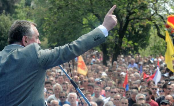 376078_10201182329987416_779495998_n (1)